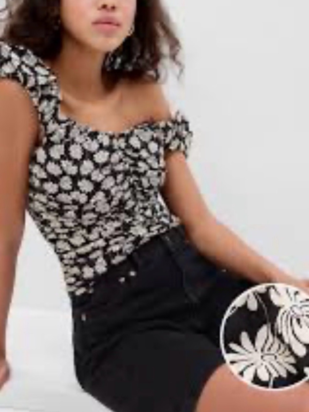 169.Gap Black Floral Ruffle Tank Top